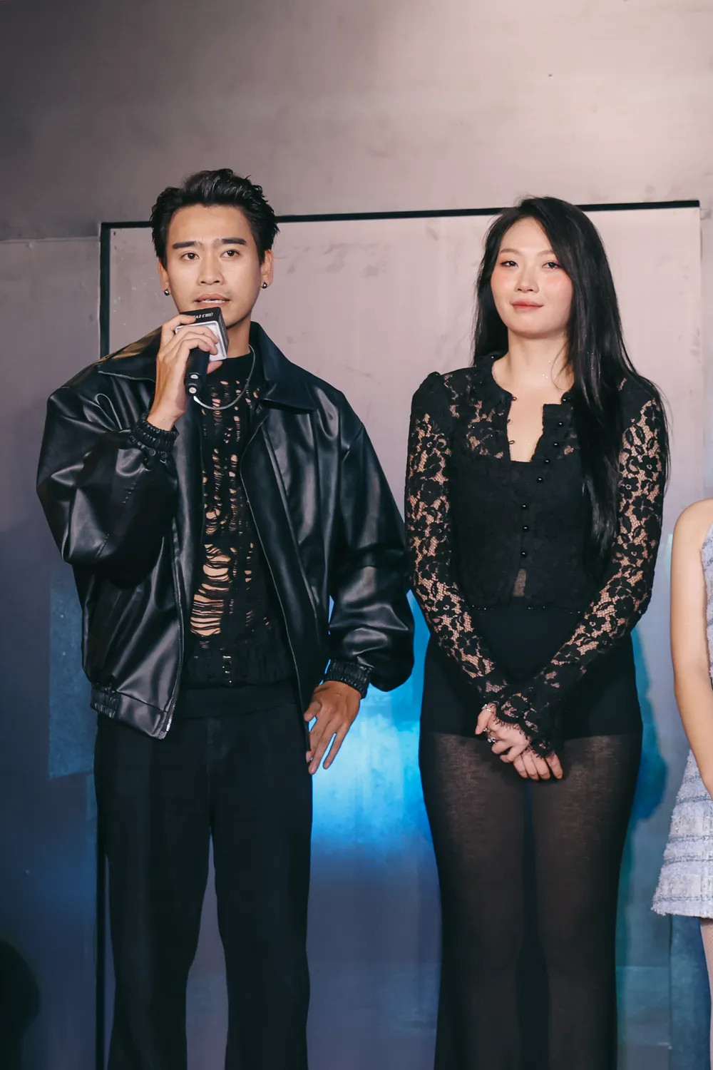 ra mat nha hai chu 3 8104 7643.png.webp