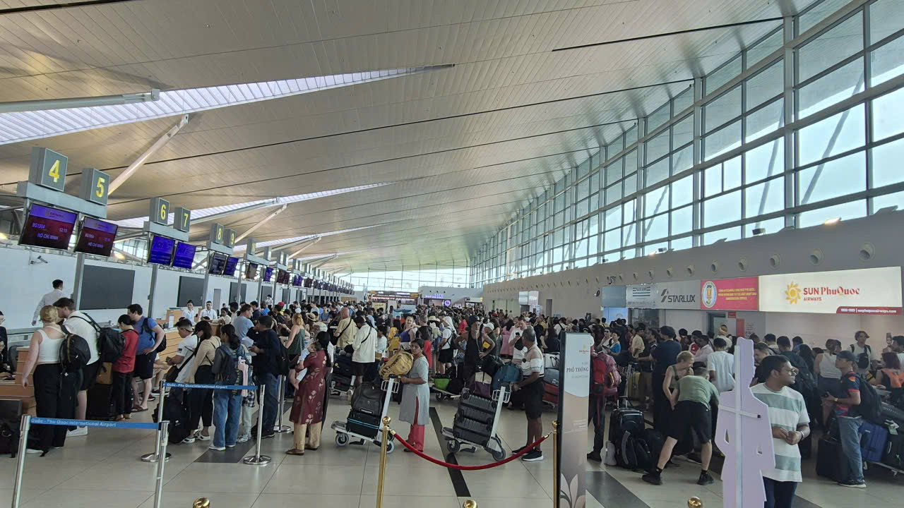 Sân bay Phú Quốc 2.jpg