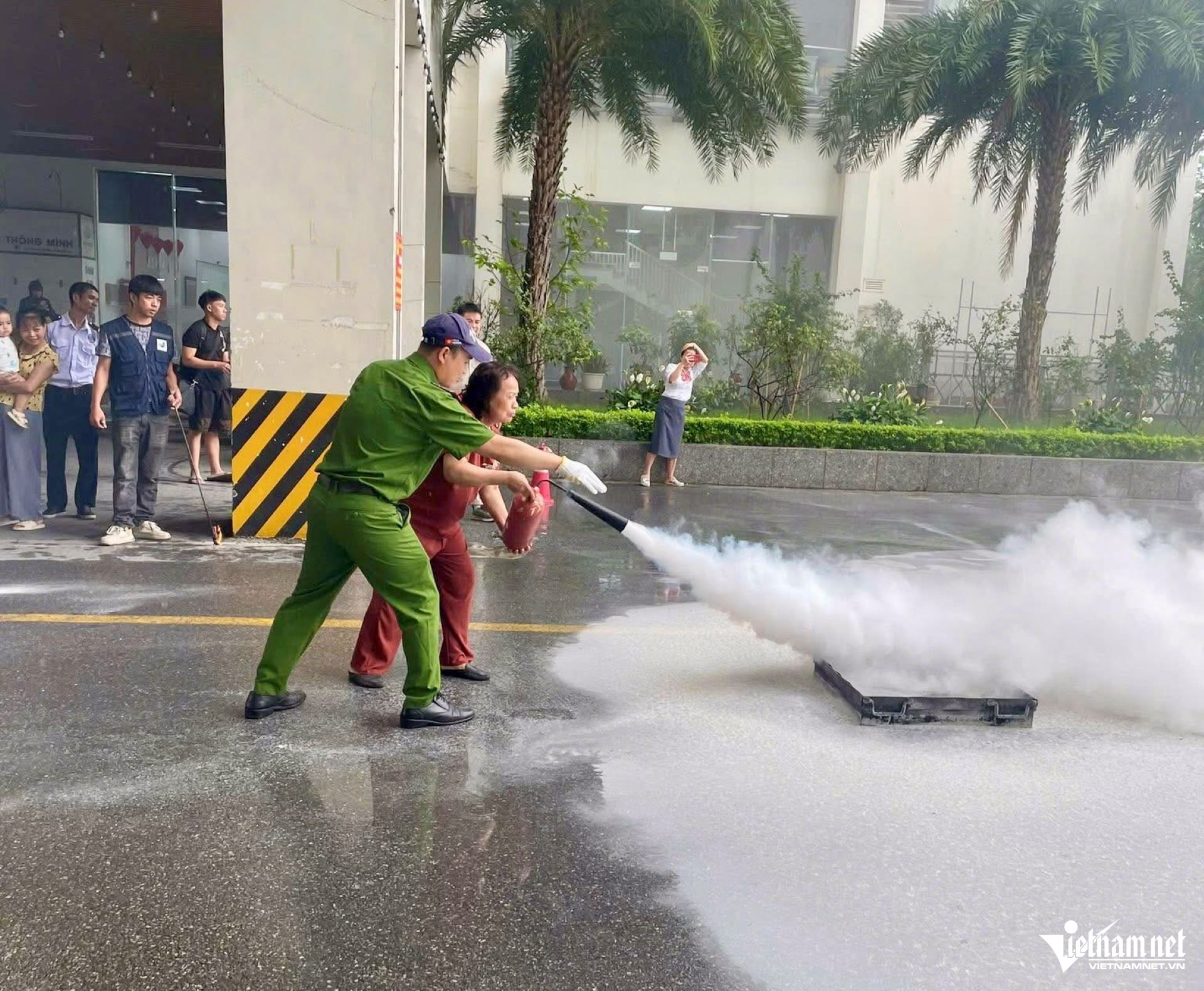 W-13. 11.9 Hà Nội siết chặt phòng cháy.jpg