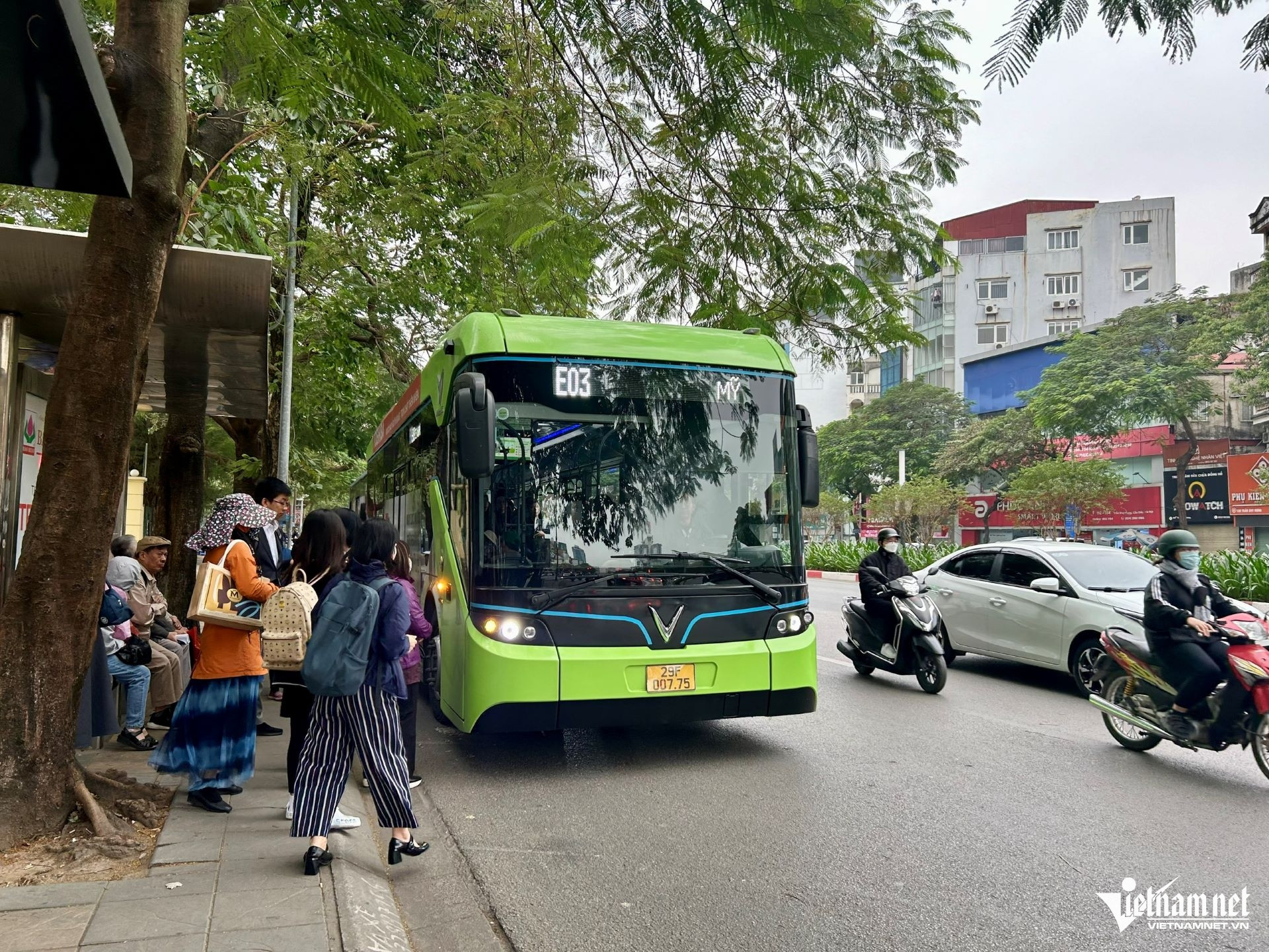 W-2. không khí.jpg