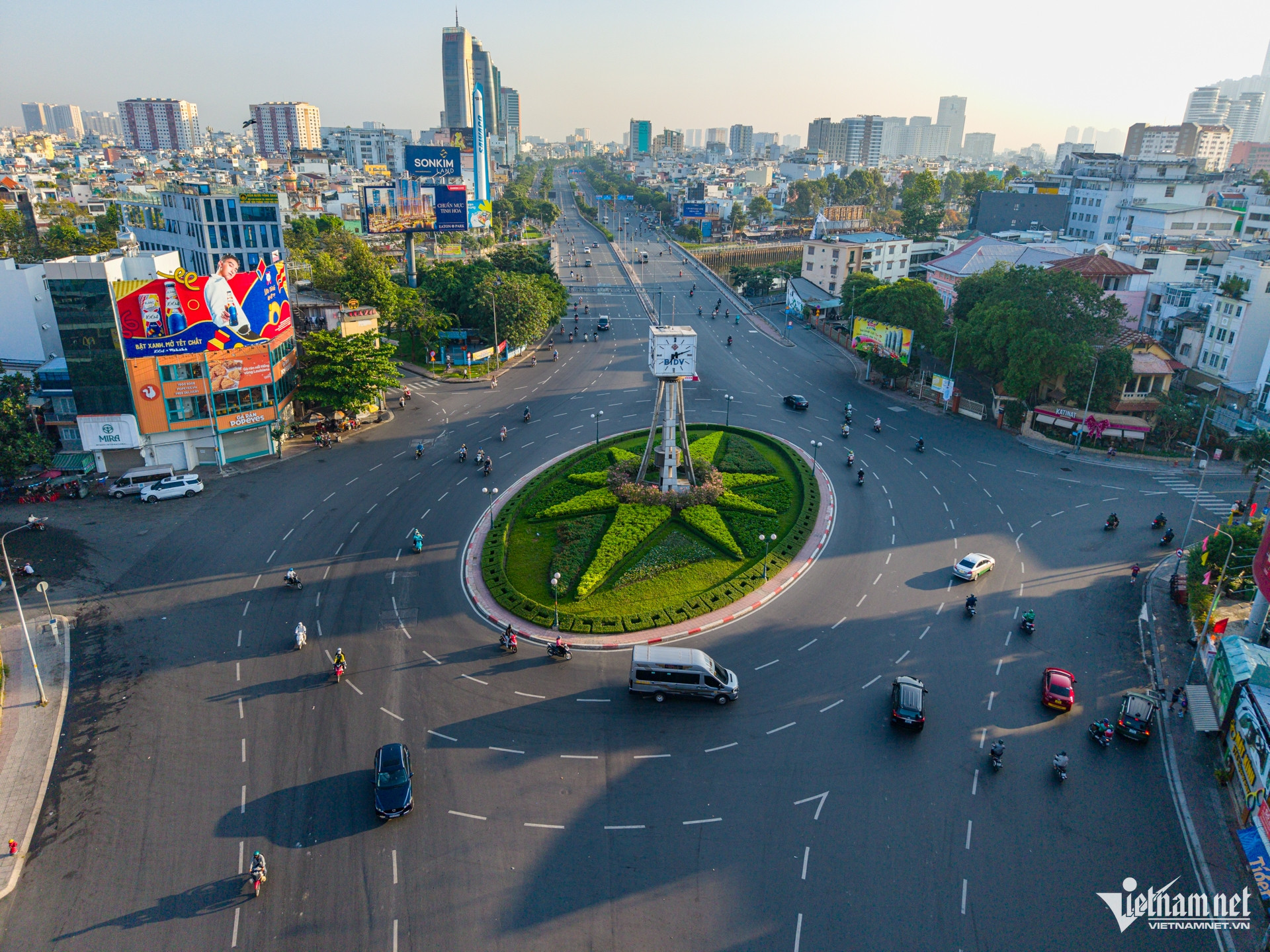 W-đường phố TPHCM 16.jpg