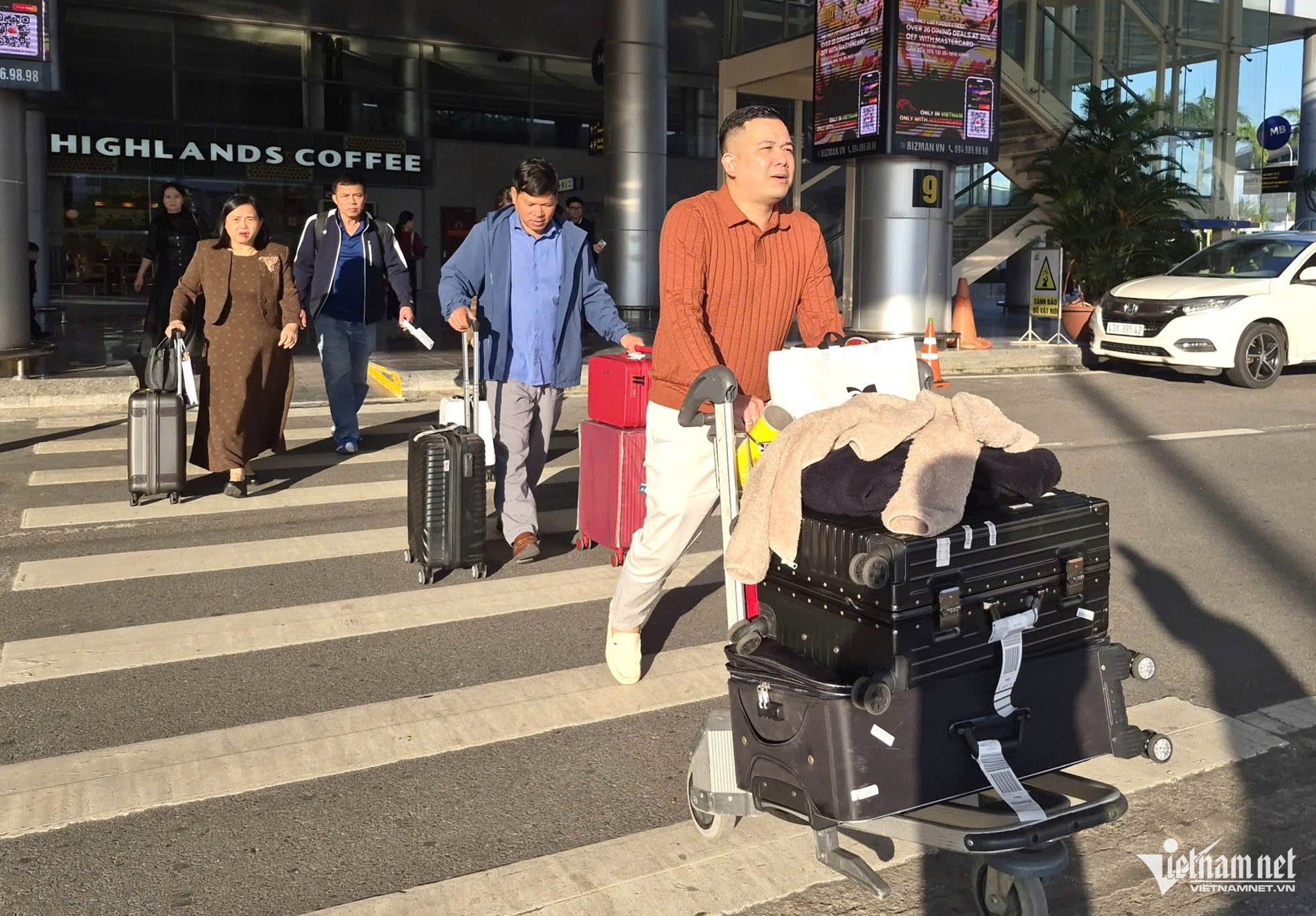 Dịp tết Dương lịch, hai sân bay của Đà Nẵng đón 831 chuyến bay