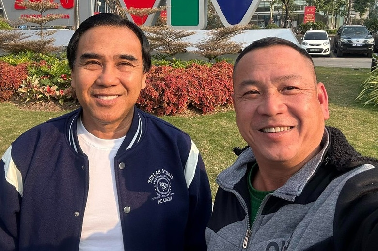 Anh em Quyền Linh háo hức ra Hà Nội, Cục trưởng Xuân Bắc 'cay mắt' nhớ nhà