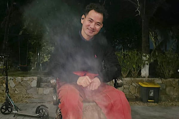 Anh em Quyền Linh háo hức ra Hà Nội, Cục trưởng Xuân Bắc 'cay mắt' nhớ nhà