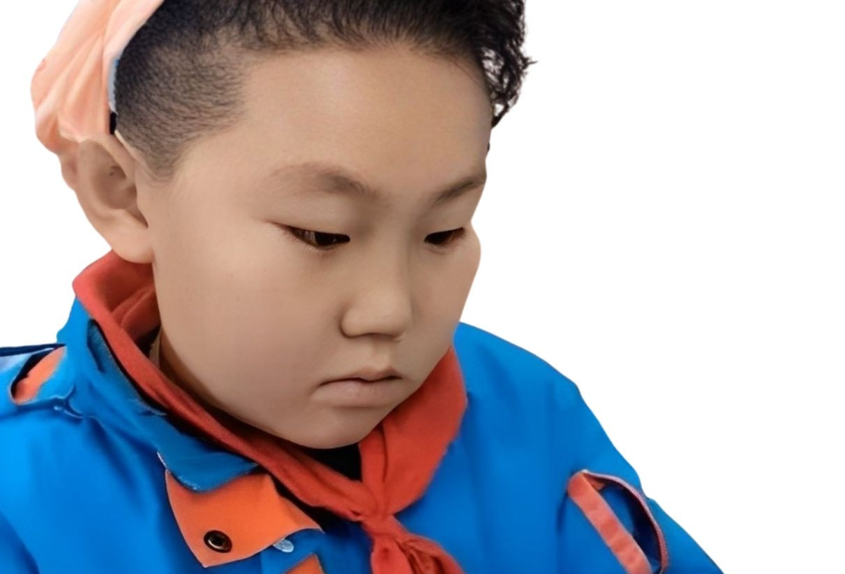 Cậu bé tiểu học 'lớn lên muốn làm bảo vệ' gây bão mạng xã hội