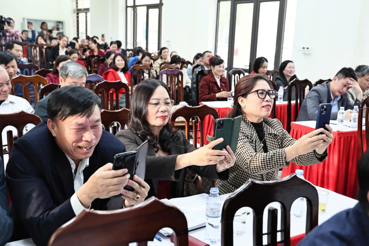 Hòa Xá ra mắt mô hình “Làng số” và ứng dụng Zalo Mini App