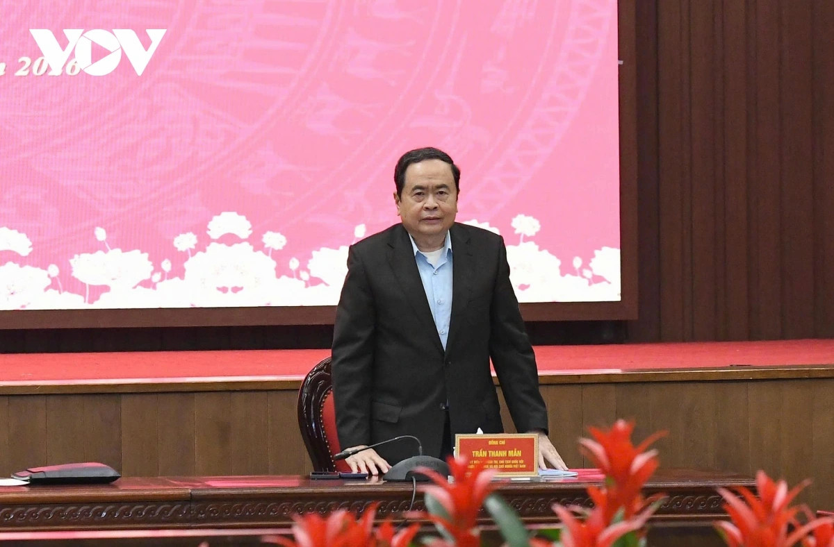 tong bi thu ha noi phai van hanh nhu mot trung tam kien tao phat trien quoc gia hinh anh 3