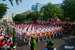 TPHCM: Cột Mốc Lịch Sử Năm 2025 và Những Dấu Ấn Đặc Biệt 3 TPHCM: Cột Mốc Lịch Sử Năm 2025 và Những Dấu Ấn Đặc Biệt