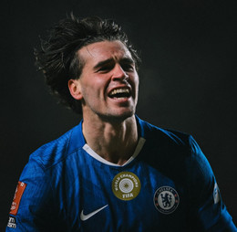 https://static-images.vnncdn.net/vps_images_publish/000001/000003/2026/1/11/charlton-vs-chelsea-229.jpg
