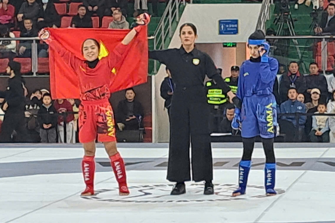 Hạ đối thủ sau 51 giây, nữ võ sĩ dân tộc Thái vô địch MMA châu Á