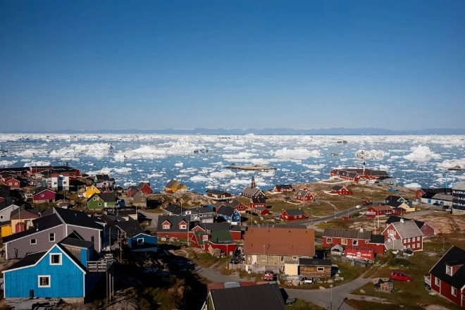 Lãnh đạo Greenland ra tuyên bố 'cứng rắn' trước cảnh báo của ông Trump