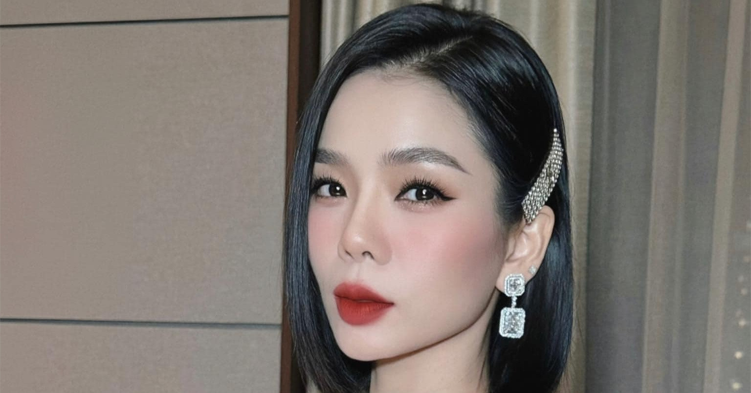 Mắng anti-fan bất chấp và văng tục trên mạng, L...