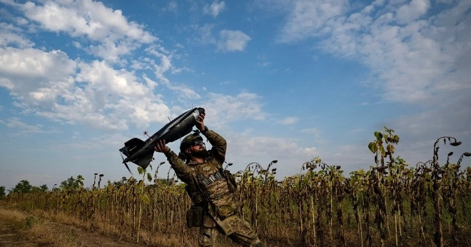 Ukraine tập kích kho dầu ở Volgograd, Nga giành thêm lợi thế ở Zaporizhzhia