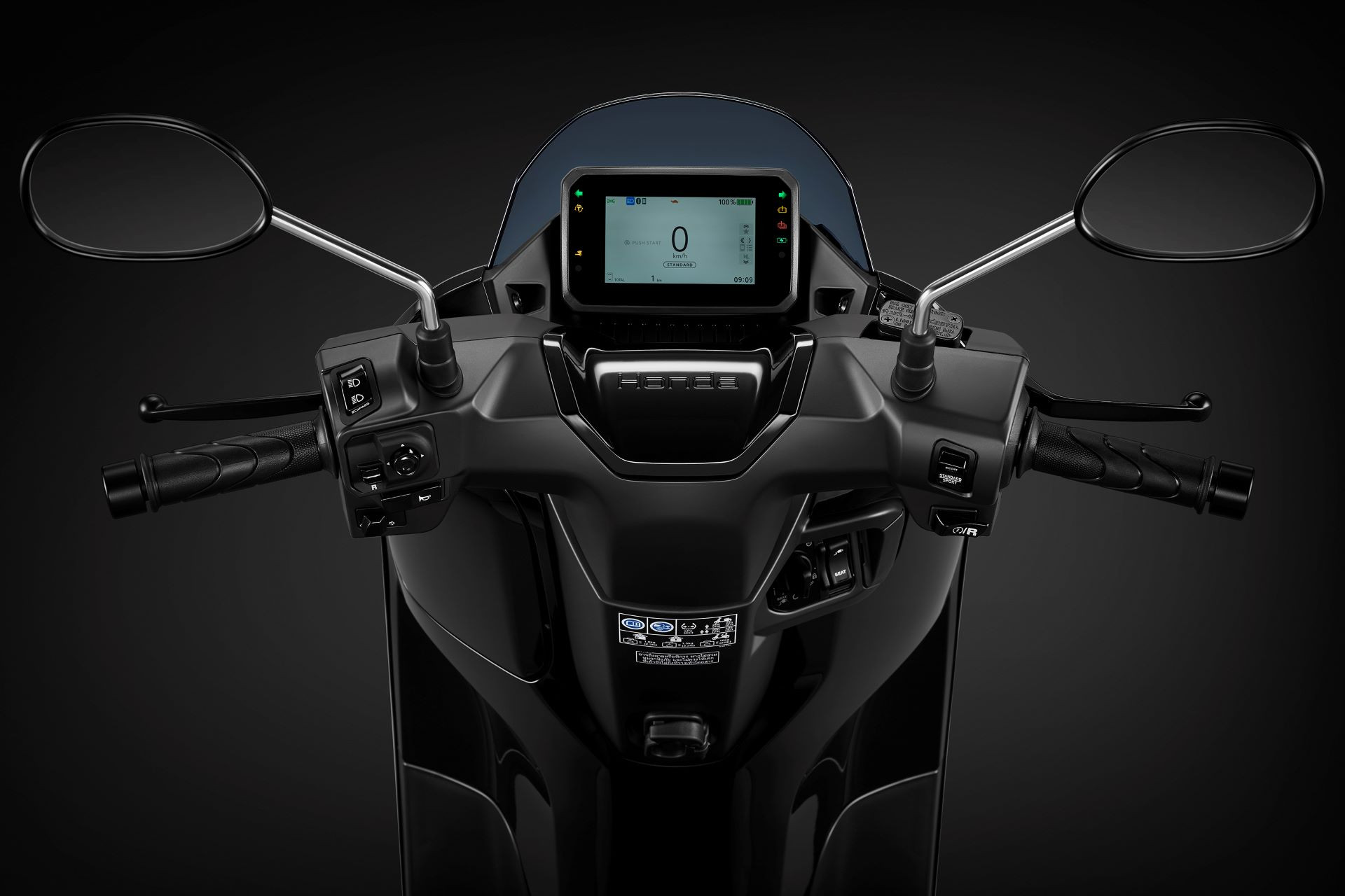 anh 2 Man hinh Honda UC3.jpg