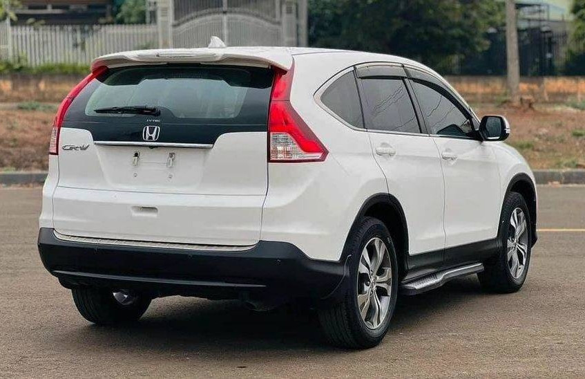 Có nên bỏ ra 400 triệu đồng tậu xe cũ đã hơn 10 năm tuổi?