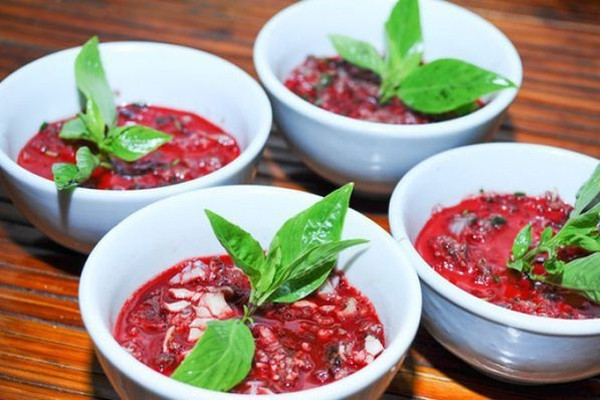 Người đàn ông nguy kịch sau khi ăn tiết canh dê, nghi nhiễm liên cầu khuẩn lợn