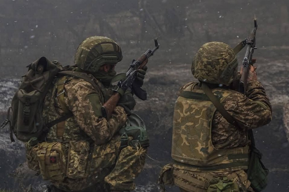 Ukraine nói Nga tính mở đợt tấn công ở Sumy, Anh chế tạo tên lửa mới cho Kiev