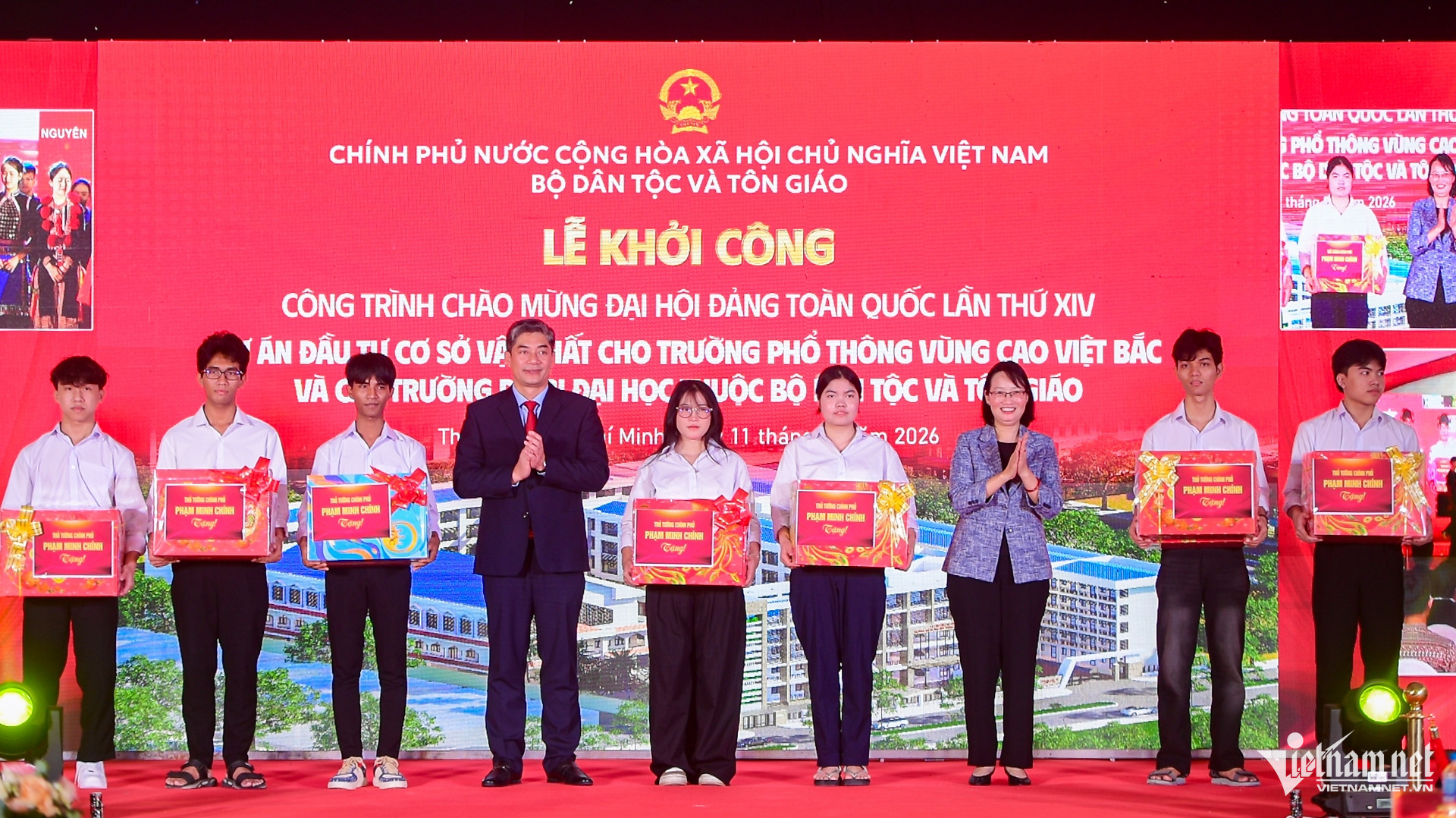 W-Bộ DTTG trường dự bị TPHCM 4.jpg