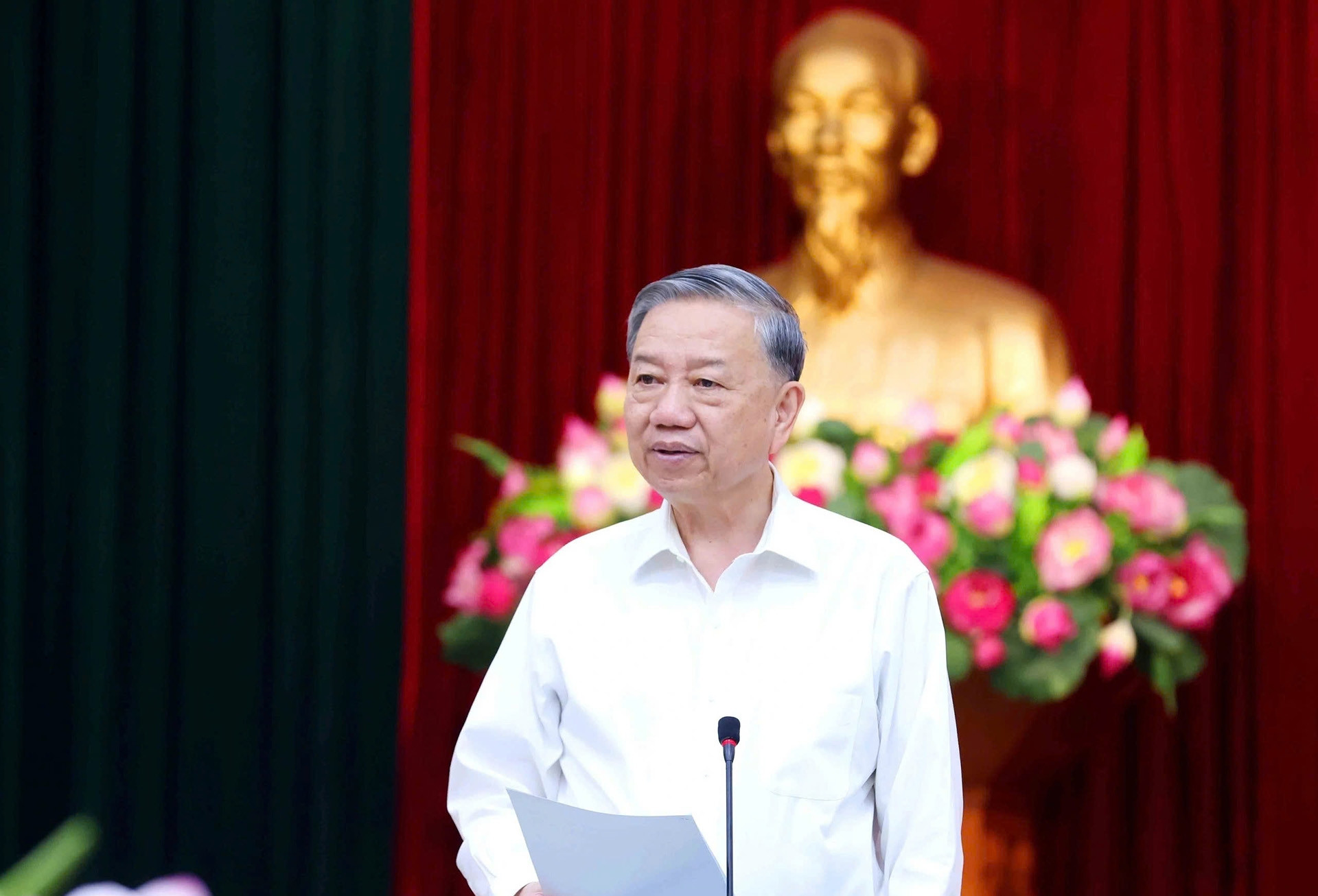 Bộ Chính trị: Chọn 24/11 là 'Ngày Văn hoá Việt Nam', cả nước được nghỉ lễ