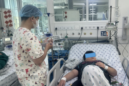 Bộ Y tế chỉ đạo khẩn khi số ca sốt xuất huyết nặng ở TPHCM vẫn cao