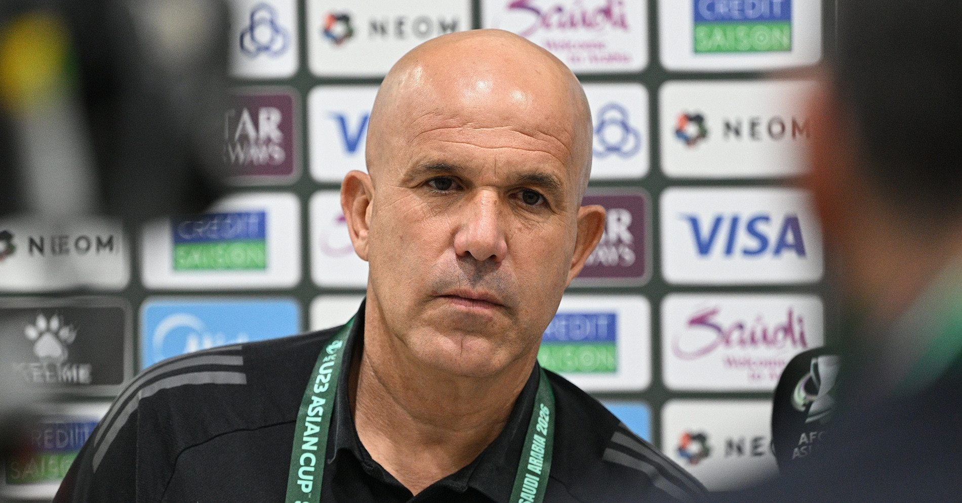 HLV Saudi Arabia nói lời cay đắng sau trận thua...