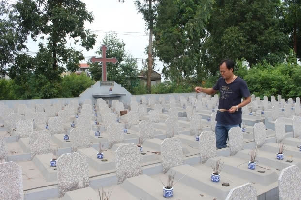 Người đàn ông bỏ tiền tỷ, hơn 10 năm quy tập hàng trăm mộ vô danh ở Hà Nội