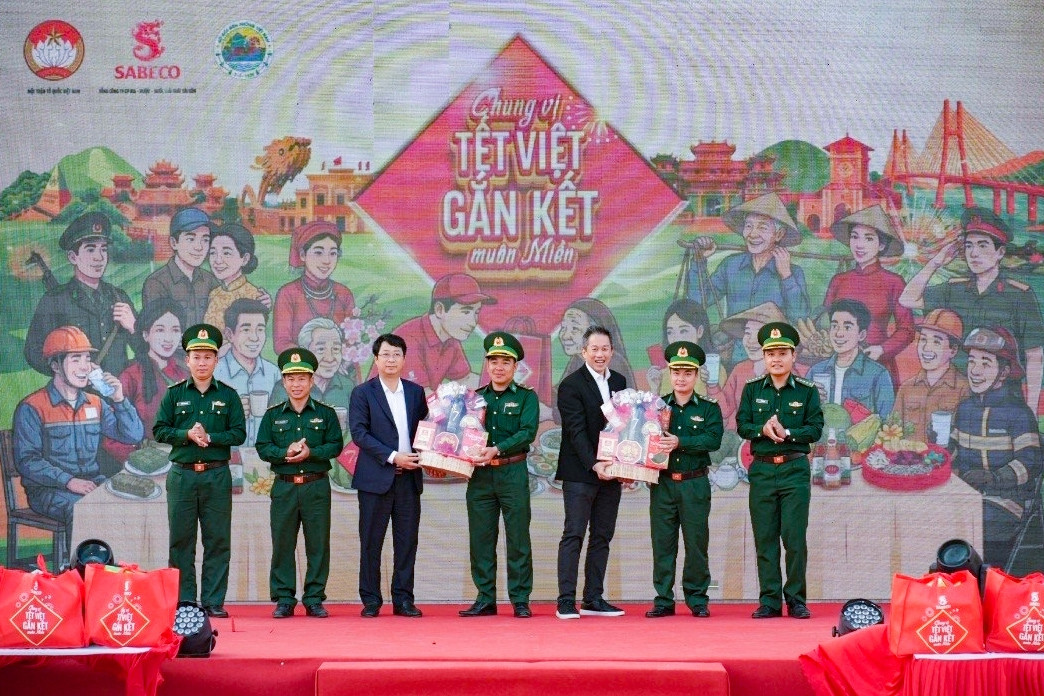 Sabeco tôn vinh văn hoá Việt qua chiến dịch Chung vị Tết Việt- Gắn kết muôn miền