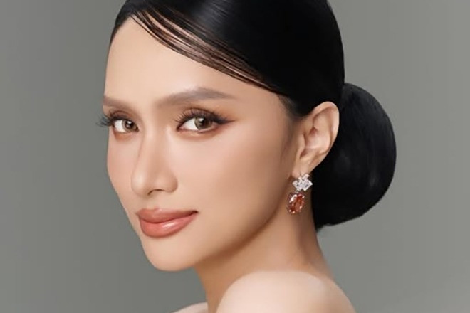 Sau Miss Universe, Hương Giang trở lại đấu trường hoa hậu quốc tế ở tuổi 34