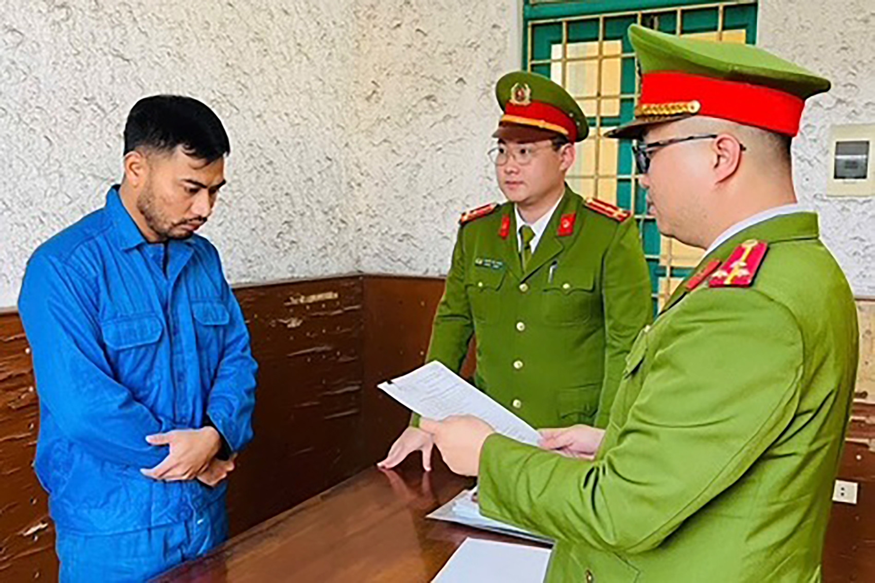 Bắt giữ nguyên giám đốc ngân hàng ở Quảng Ninh lừa đảo hàng tỷ đồng