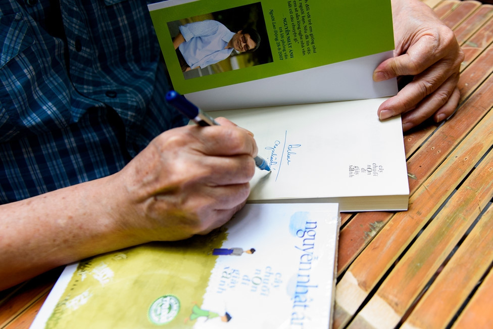 Tìm 'Cây bút xanh' viết cho thiếu nhi