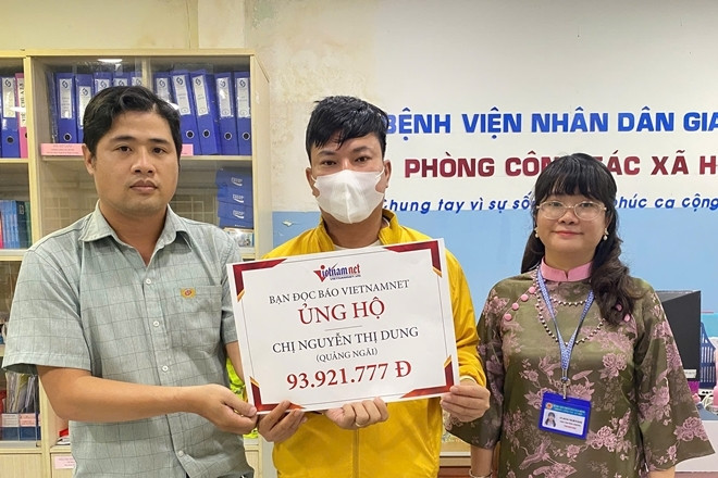Trao hơn 93 triệu đồng tới chị Nguyễn Thị Dung nguy kịch vì sốt xuất huyết