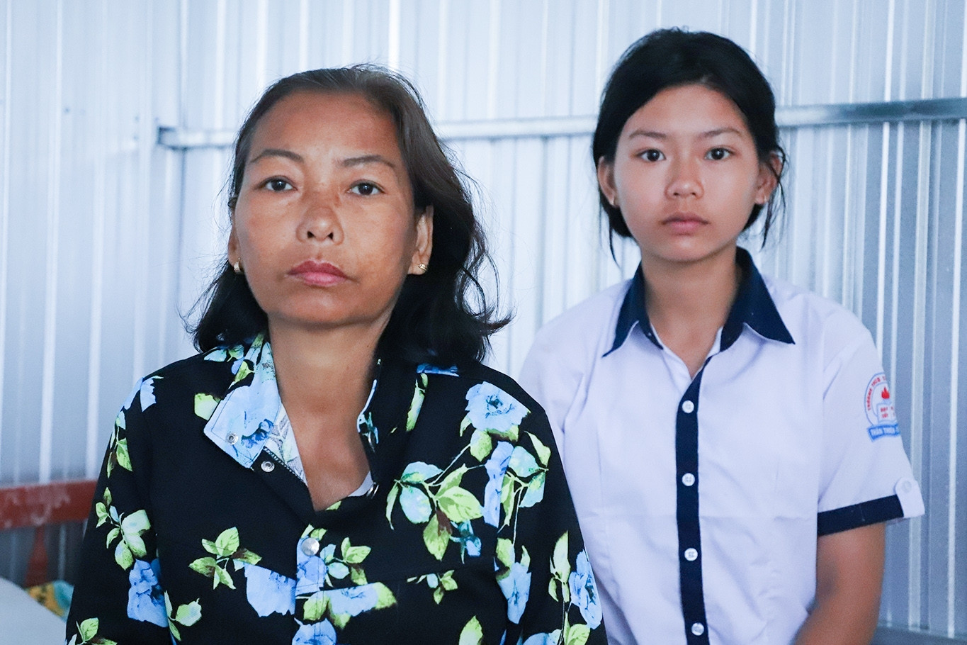 Ước nguyện xót xa của bé gái lớp 8 chăm mẹ ung thư giai đoạn cuối