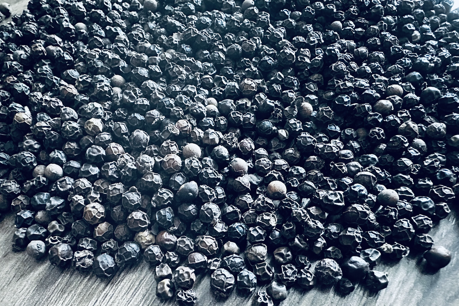  ‘Vàng đen’ giá đắt đỏ, Việt Nam thu về 1,66 tỷ USD 