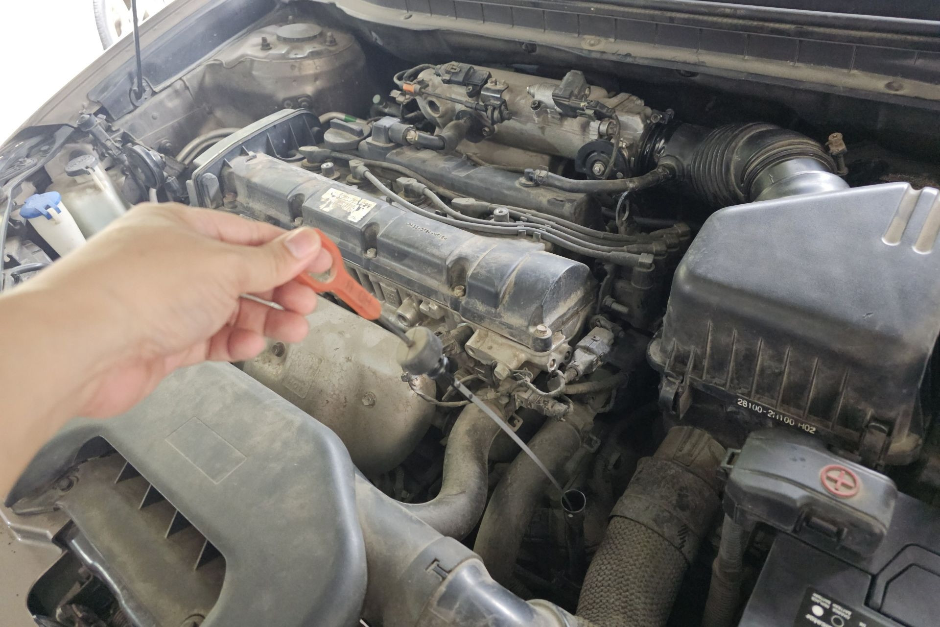 Vì sao que thăm dầu hộp số đang dần biến mất trên ô tô đời mới?