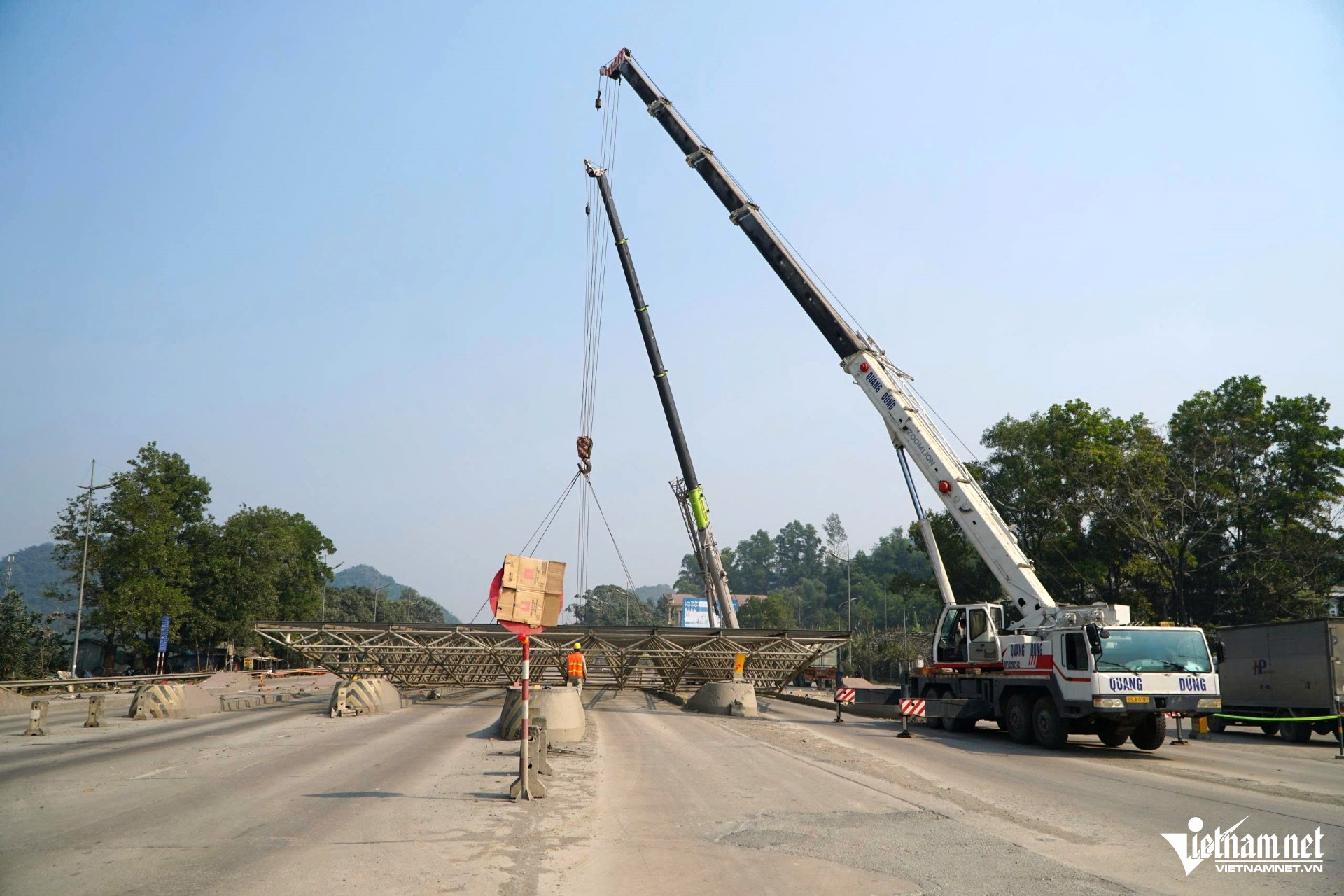 W-a3Tháo dỡ trạm thu phí ở Thanh Hóa.jpg