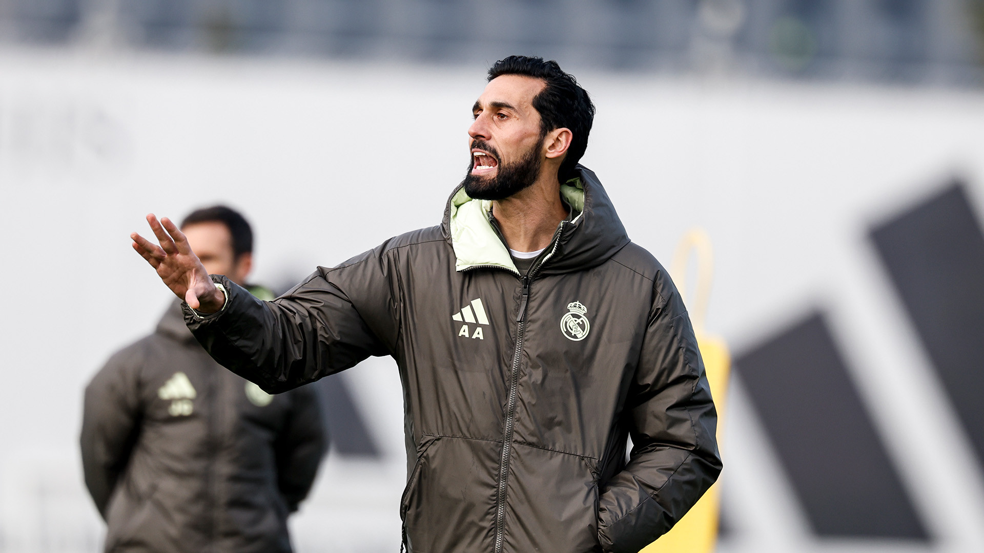 Arbeloa trong buổi tập đầu tiên với Real Madrid. Ảnh: RMCF