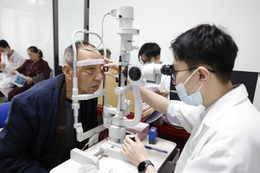 Ê-kíp y bác sĩ bất ngờ với bé sơ sinh nặng 5,1kg Giám đốc Sở Y tế Hà Nội: Mỗi người dân sẽ có một hồ sơ sức khỏe theo dõi cả đời