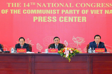 Không để lọt những người xu nịnh, chạy chọt, tham nhũng vào Trung ương khóa 14