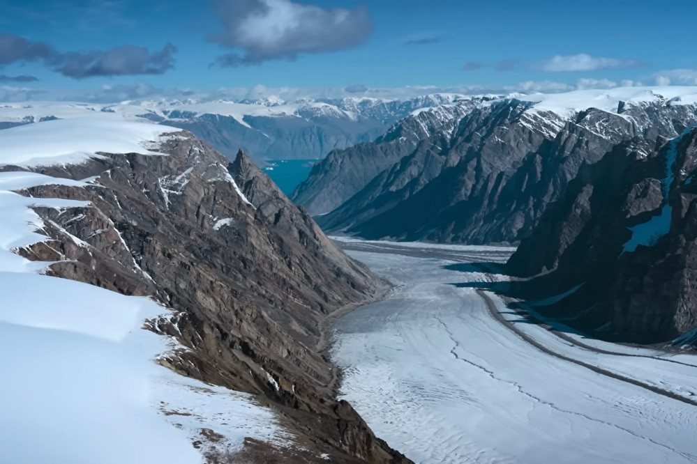 Nghị sĩ lưỡng đảng Mỹ trình dự luật cản ông Trump thâu tóm Greenland