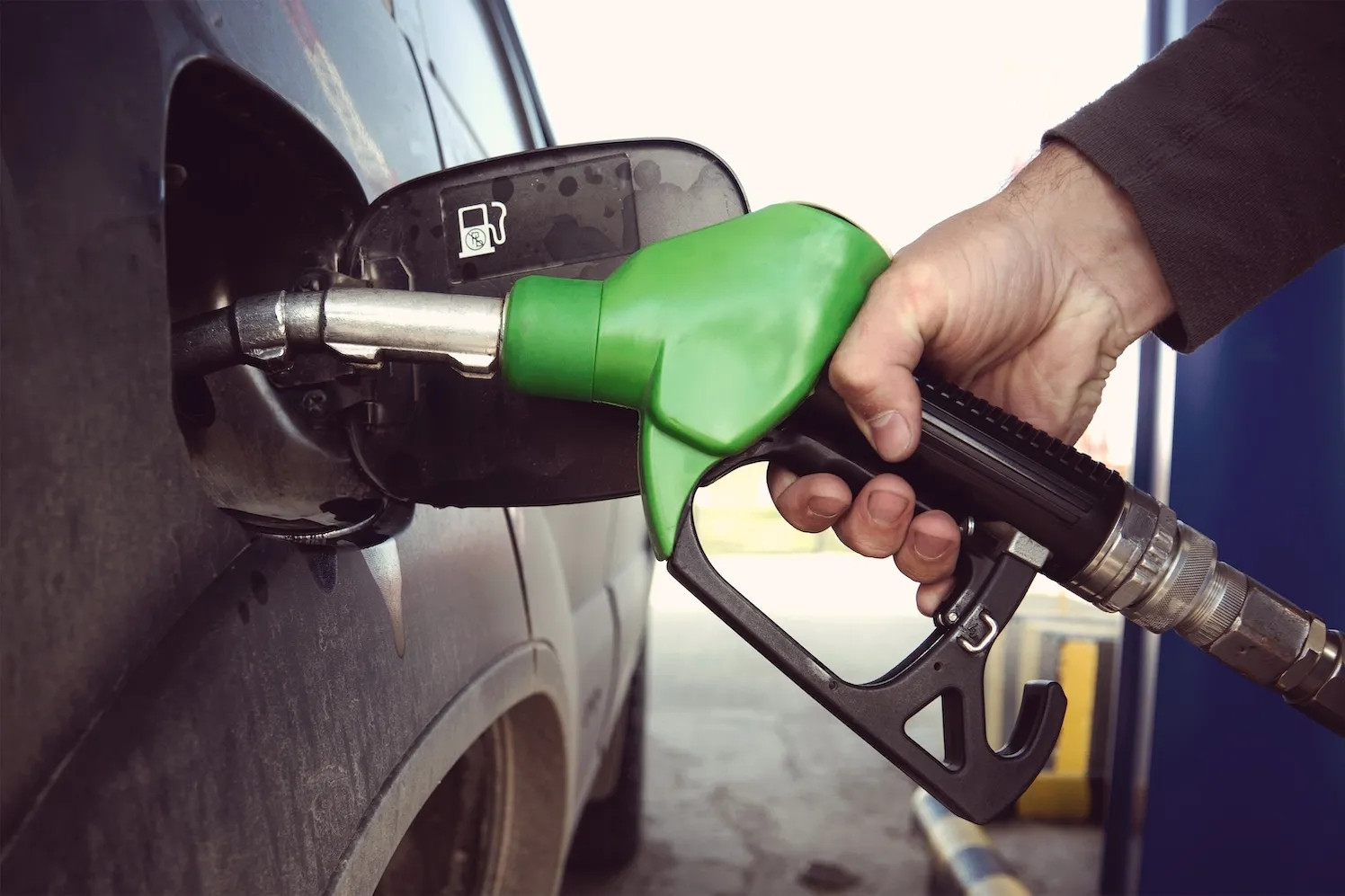 Nhầm lẫn nhiên liệu tại 13 trạm xăng khiến hơn 200 ô tô hư hỏng