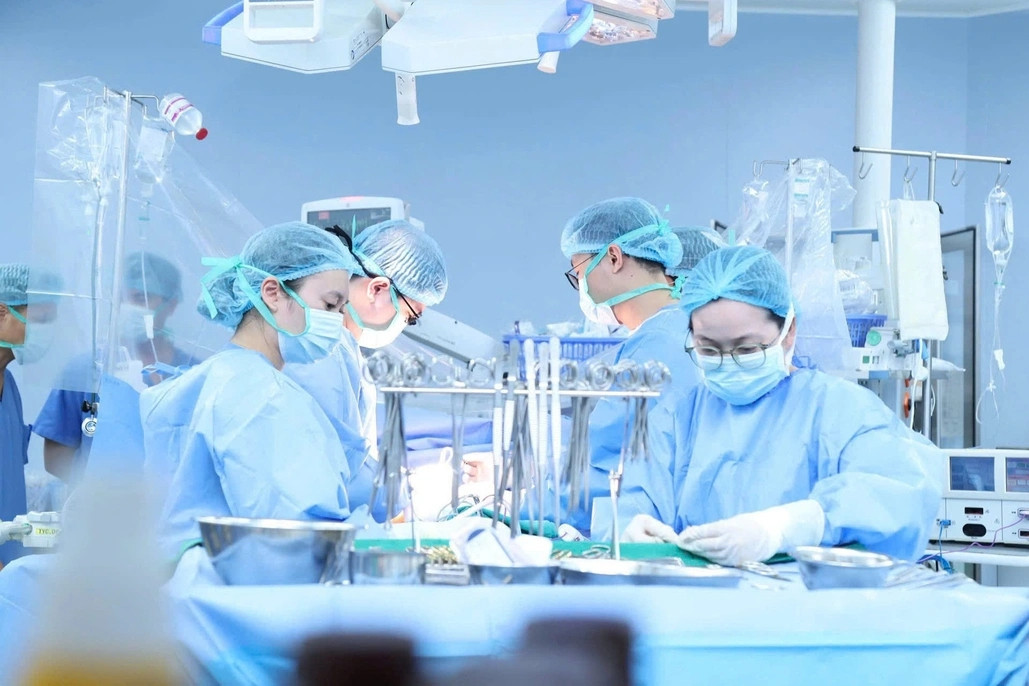 Nữ điều dưỡng đột quỵ trong ca trực và quyết định lay động từ gia đình