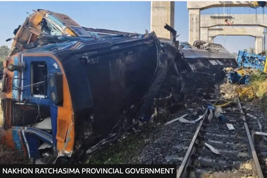 Tàu hỏa va chạm với cần cẩu ở Thái Lan, 100 người thương vong