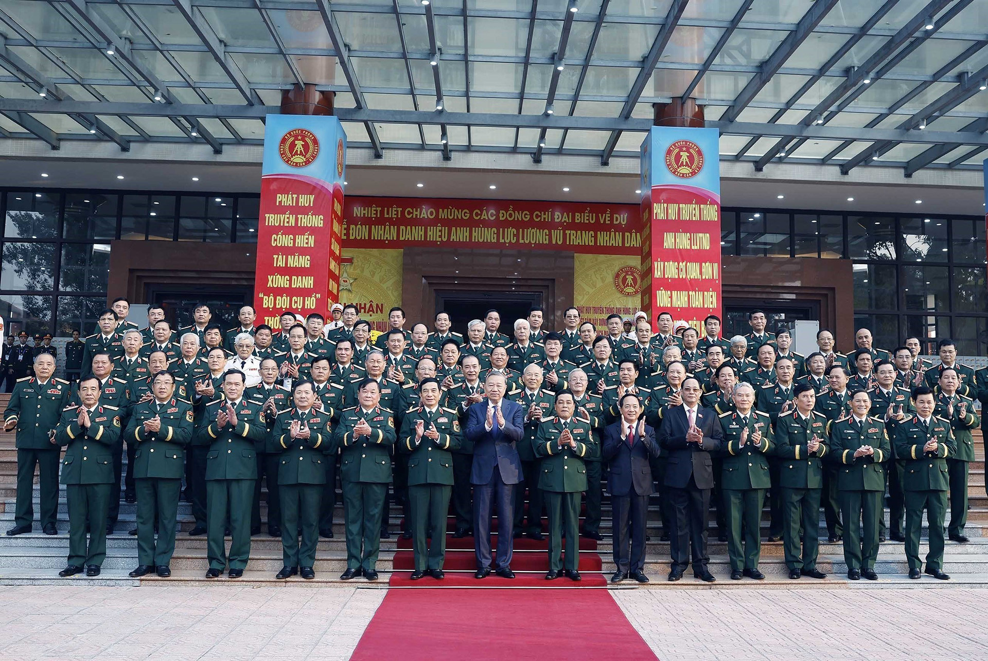 vnapotaltongbithutraodanhhieuanhhungllvtnhandanchotongcuchaucan kythuat8528675 1 176836068035262321274.jpg