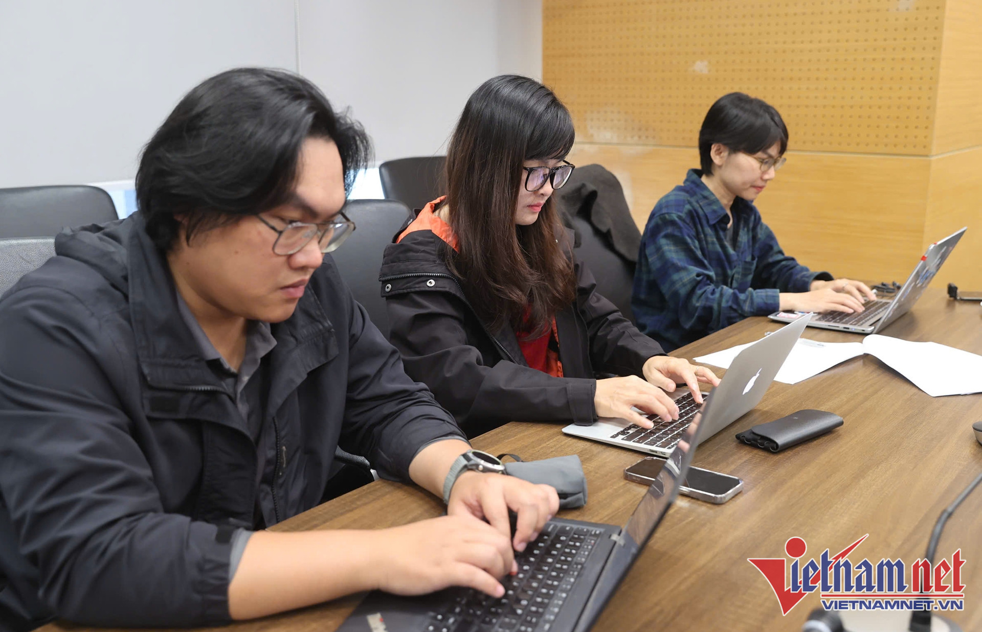 W-chuyen doi so bao chi 2.jpg