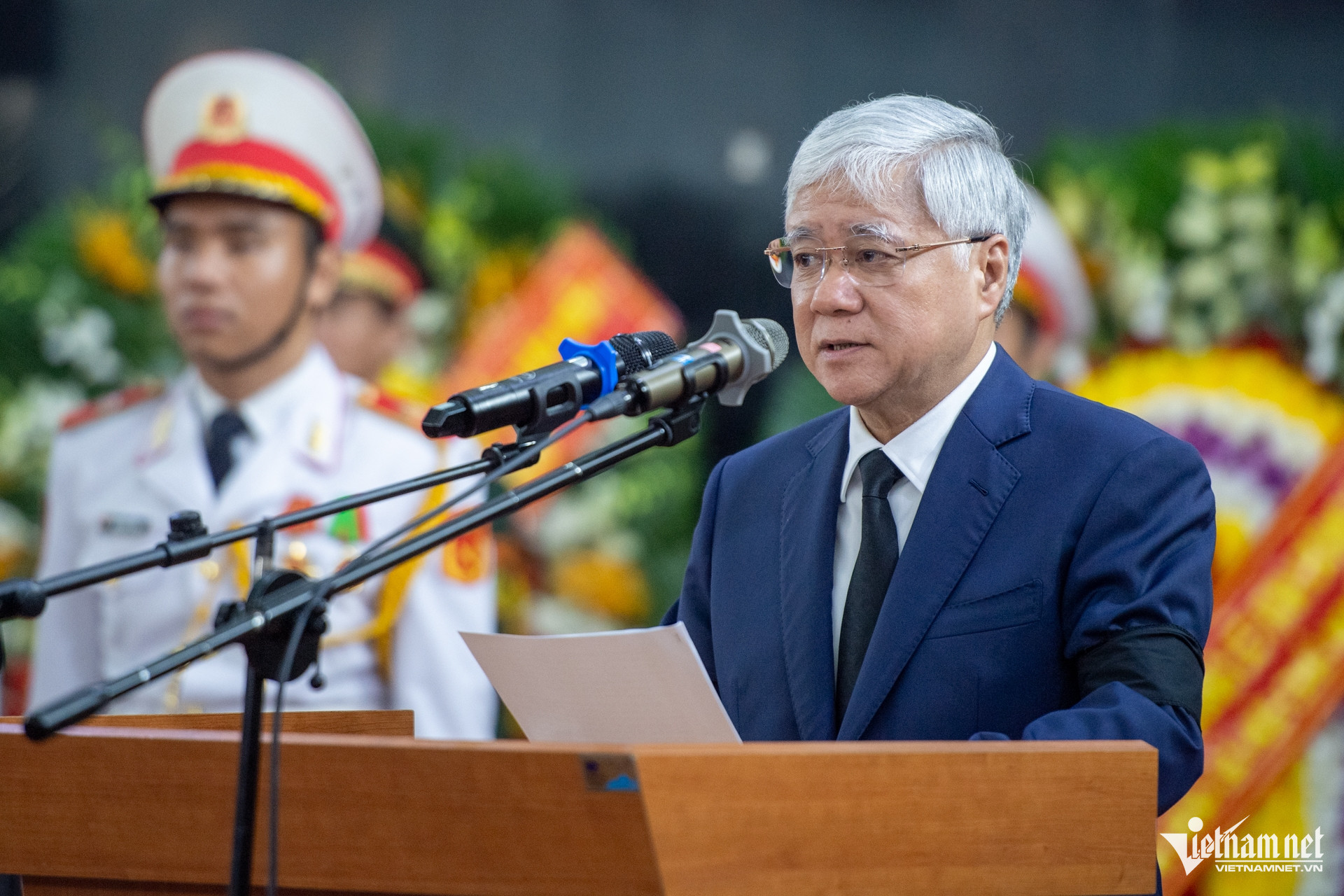 W-Lễ tang đại tướng Lê Văn Dũng Tuấn Hùng.jpg