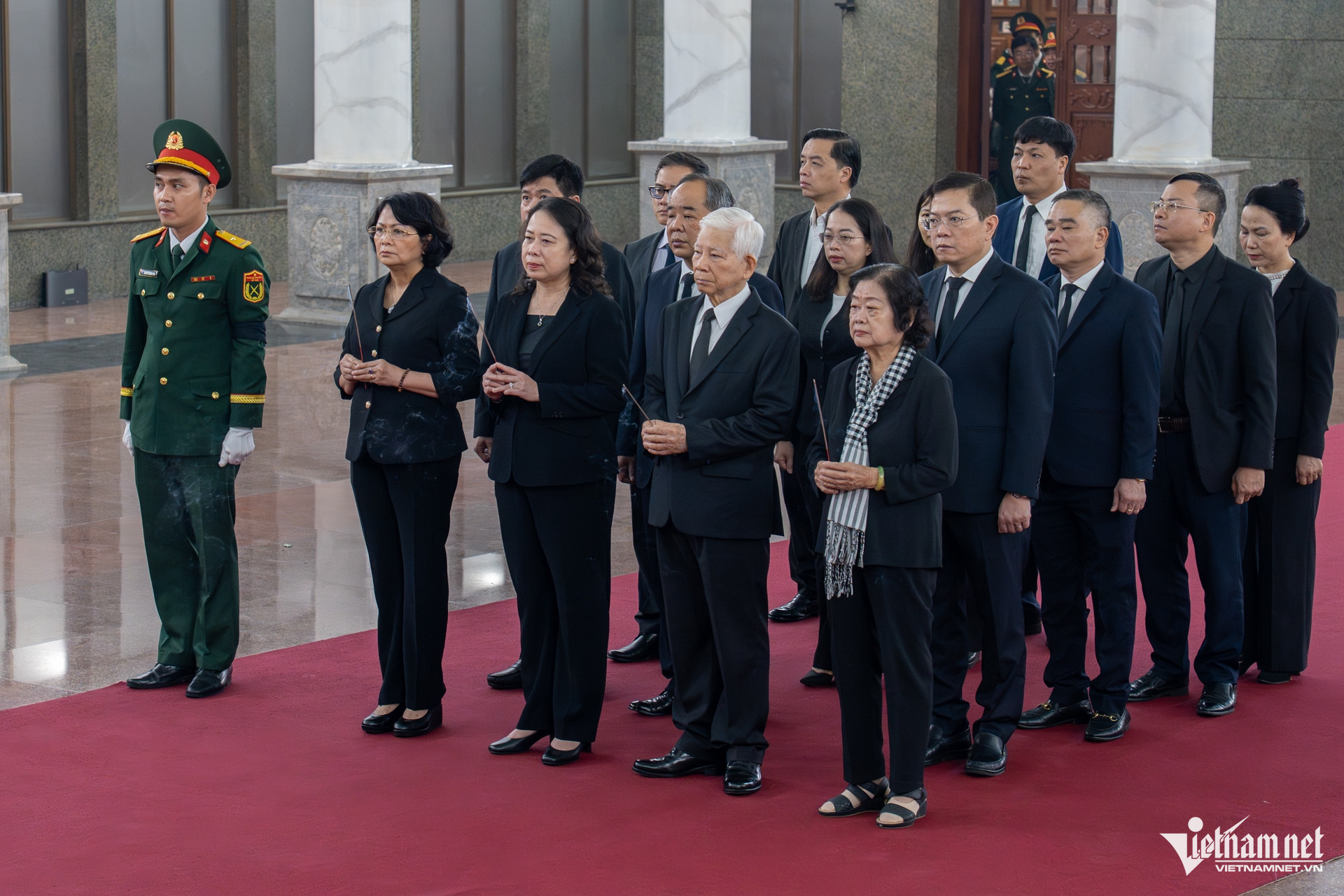 W-Lễ tang đại tướng Lê Văn Dũng Tuấn Hùng 21.jpg