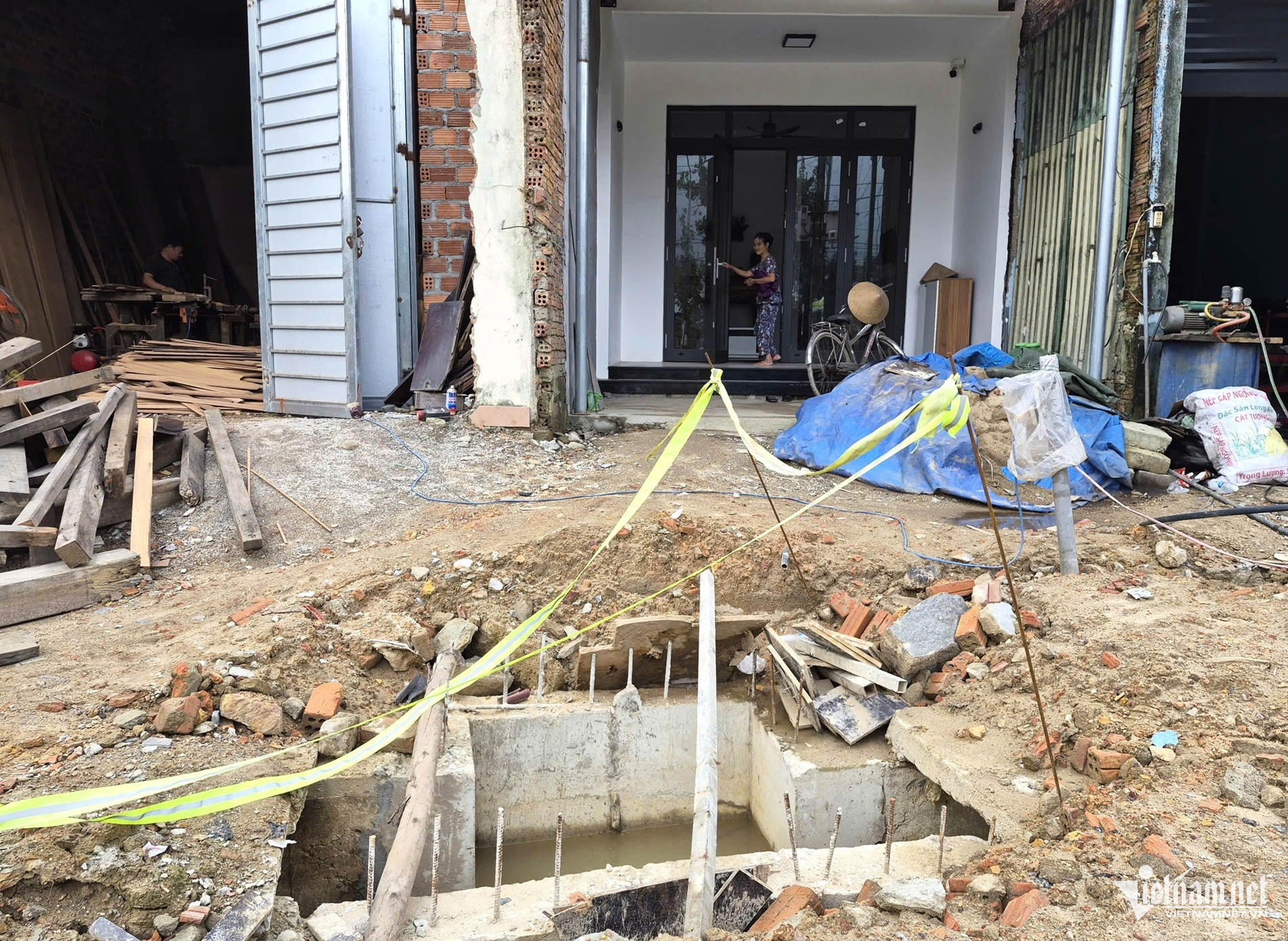 w z7333126185015 932a2b3f661545856e81e8550a29644a 766.jpg