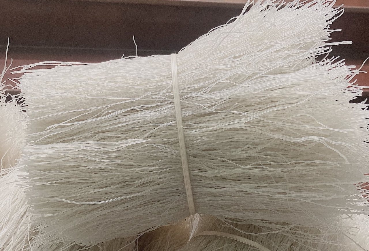 5 nhóm người cần thận trọng khi ăn mì gạo