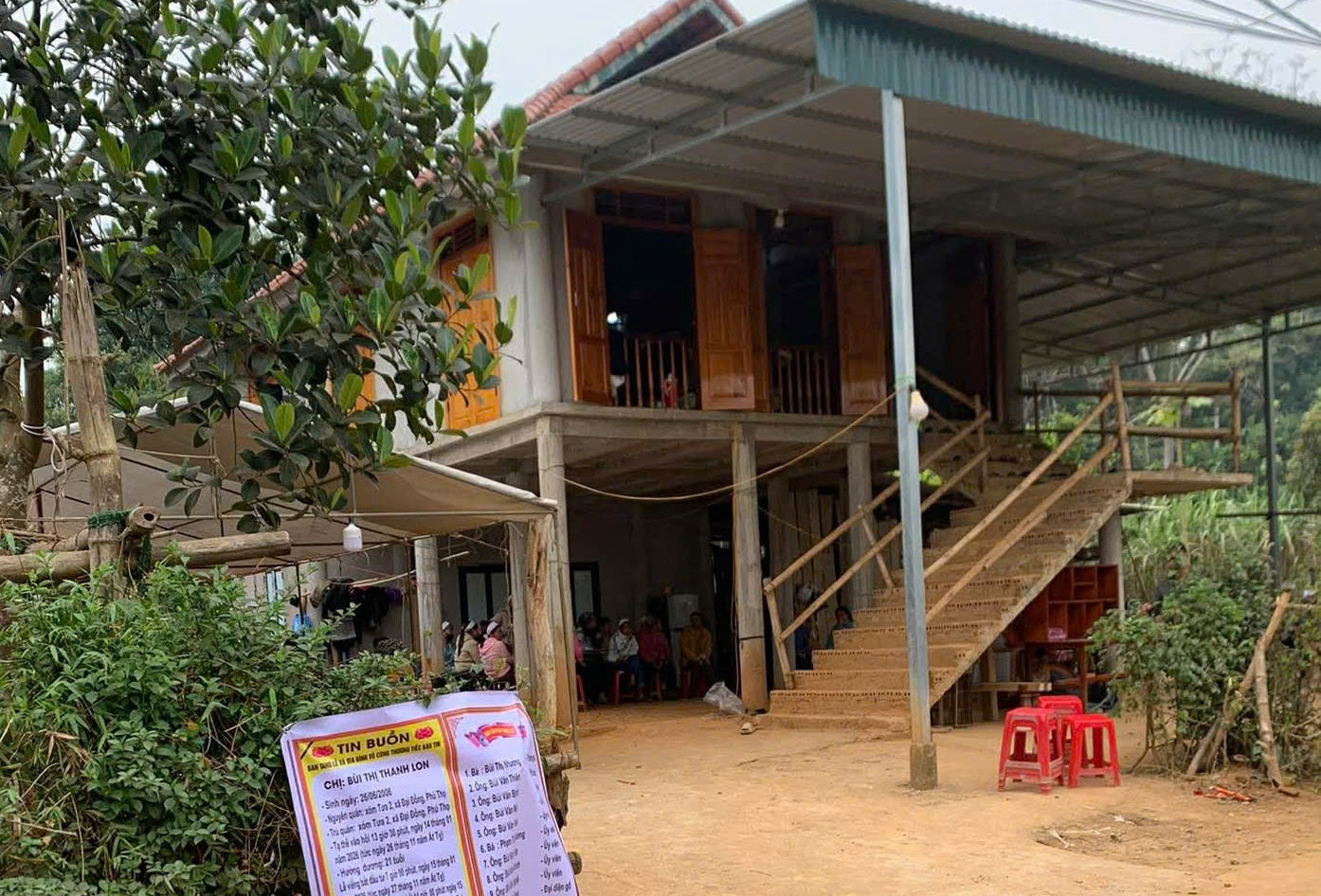  Hàng xóm xót thương cô gái 20 tuổi bị sát hại ở Hưng Yên 