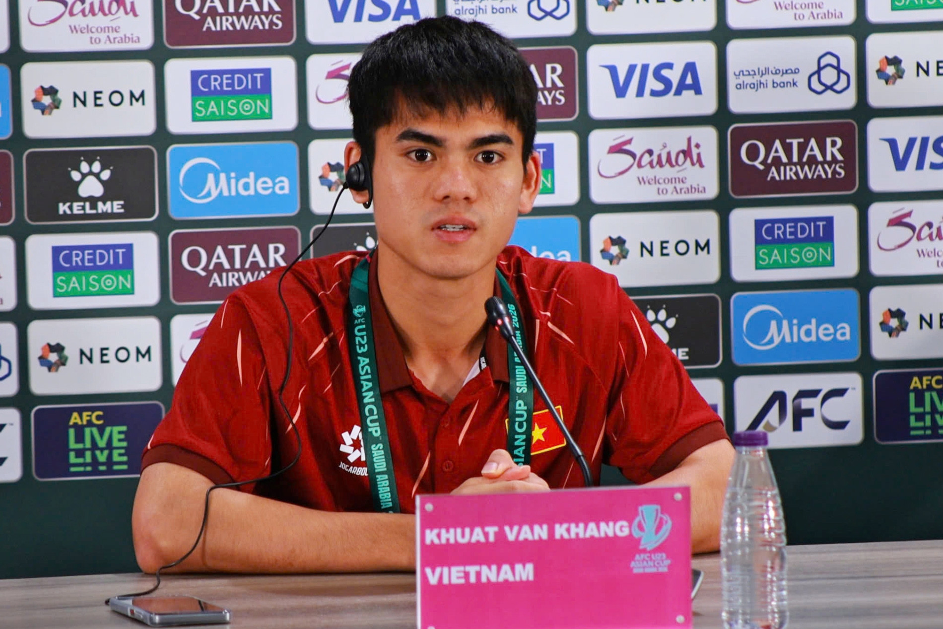 Khuất Văn Khang tiết lộ kế hoạch U23 Việt Nam chuẩn bị đấu UAE